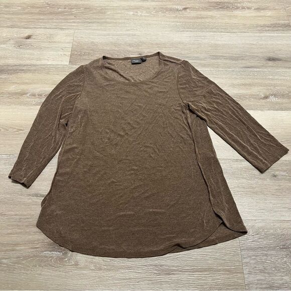 Chico's Travelers Tan Long Sleeve Blouse Shirt Size 1 - Picture 1 of 5